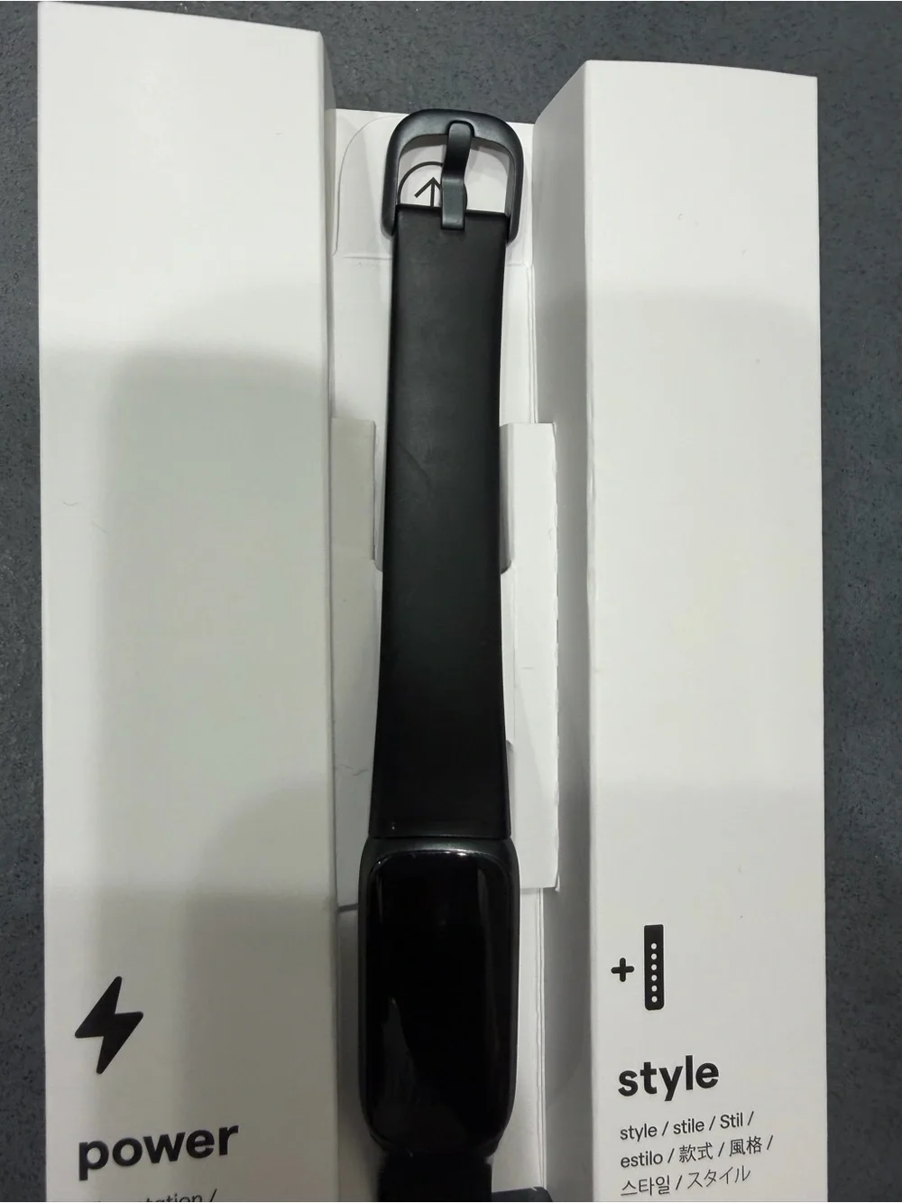 fitbit Luxe Fitness & Wellness Tracker - Black